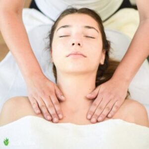 Nega obraza z aloe vero in kozmetiko Essentiq - 30 min